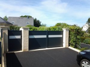 Portail et portillon assortis en alu CHARUEL personnalisable