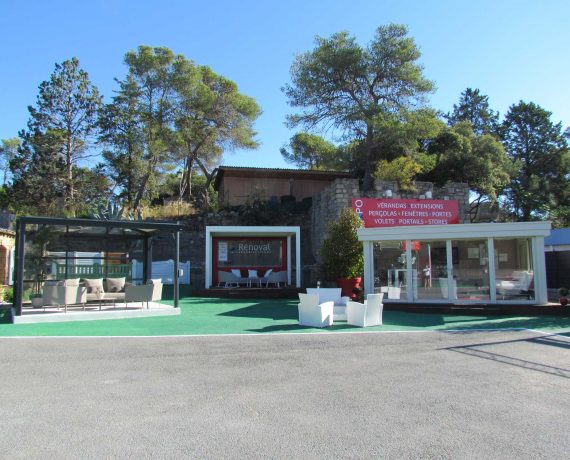 Magasin Charuel et Solabaie à Le Muy