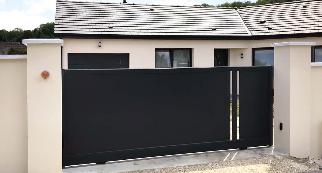 Votre portail aluminium personnalisable et fabriqué sur mesure en France